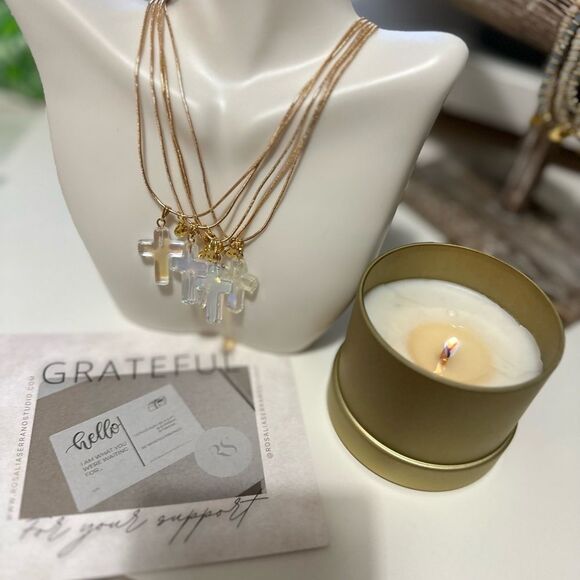 Cross necklace ​ - Picture 2 of 3